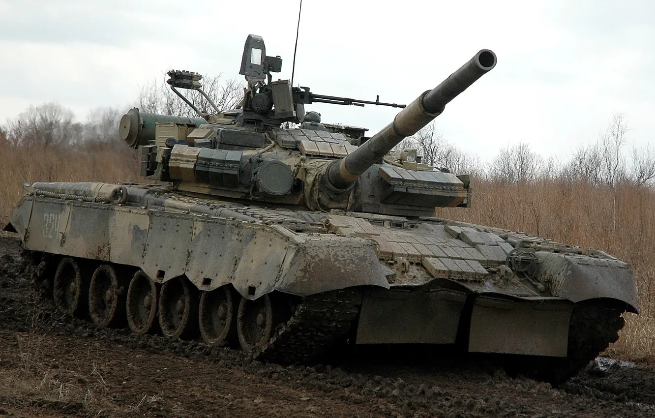 Фото обои грязь, танк, боевой, Т-80