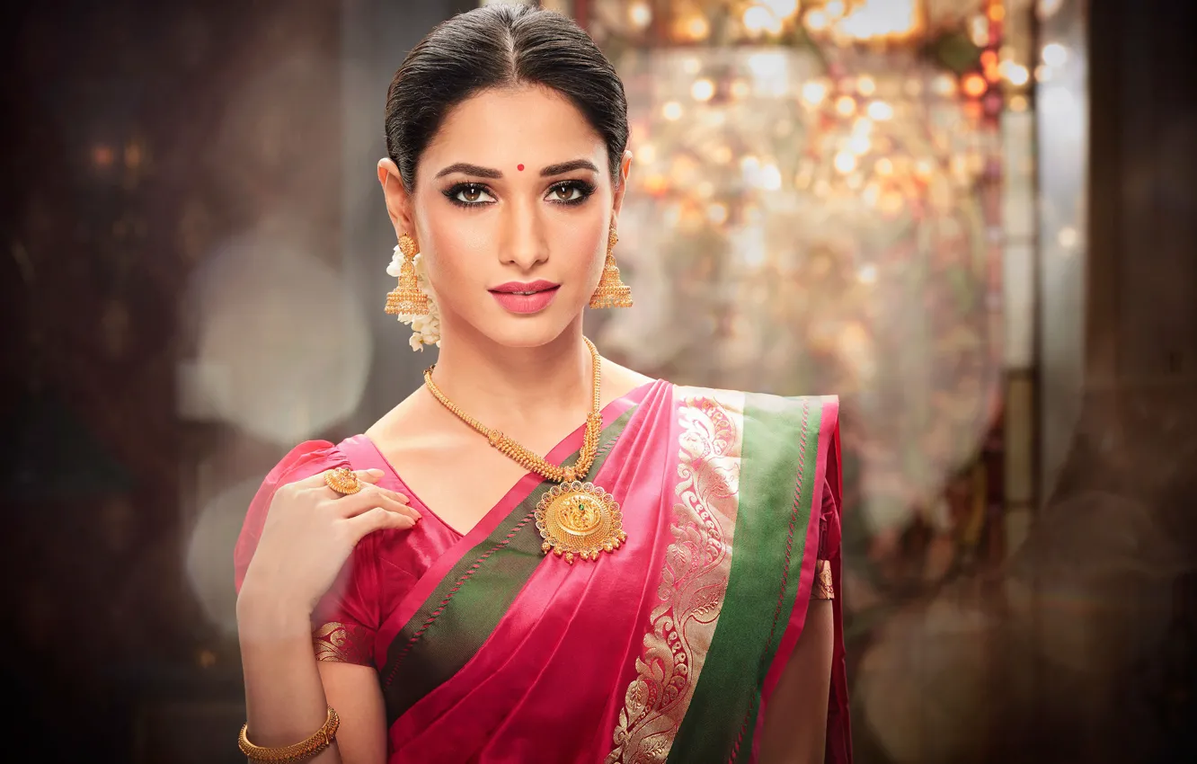 Фото обои girl, hot, sexy, fashion, eyes, smile, beautiful, figure