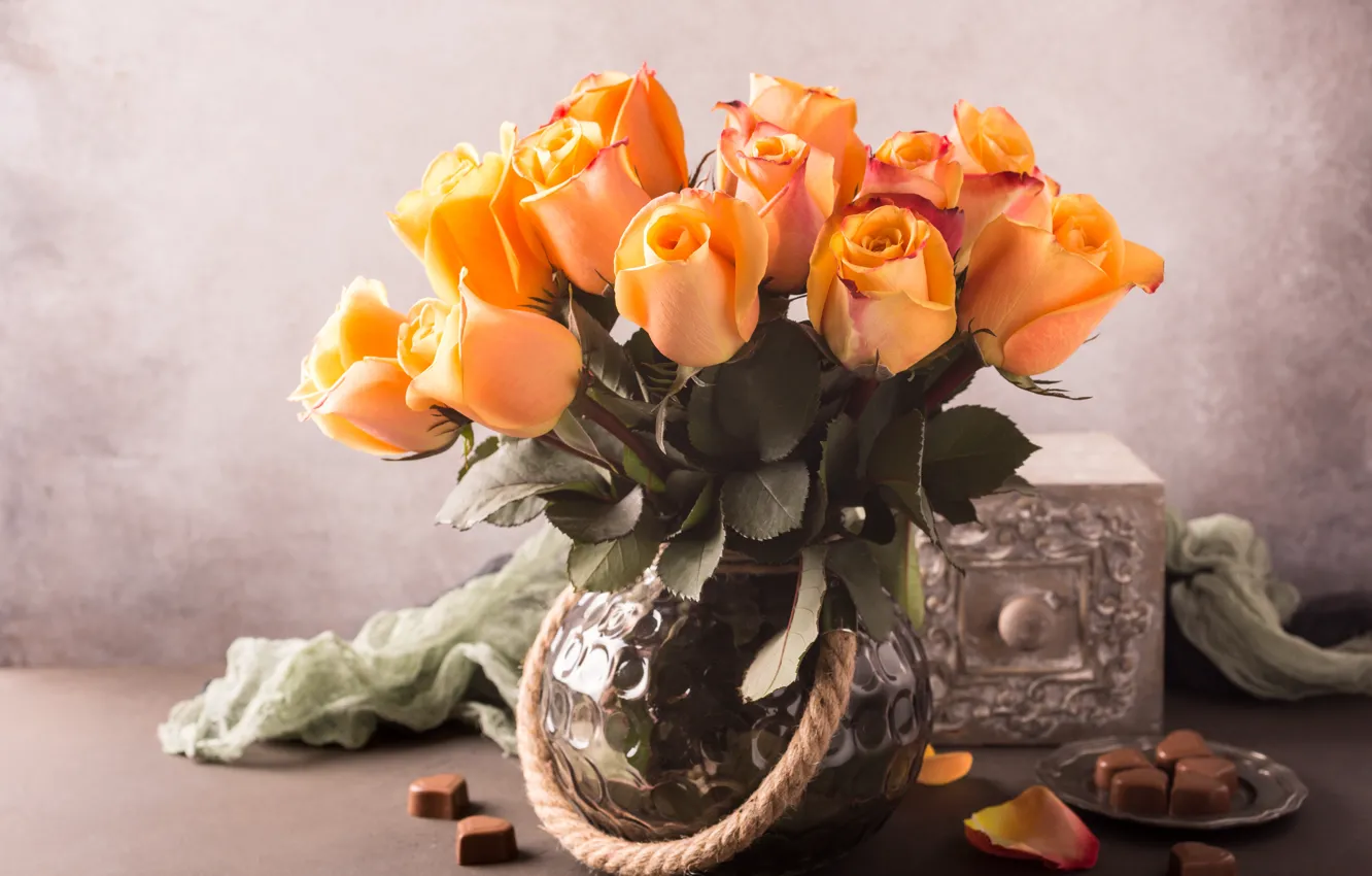Фото обои розы, букет, желтые, ваза, винтаж, Iryna Melnyk