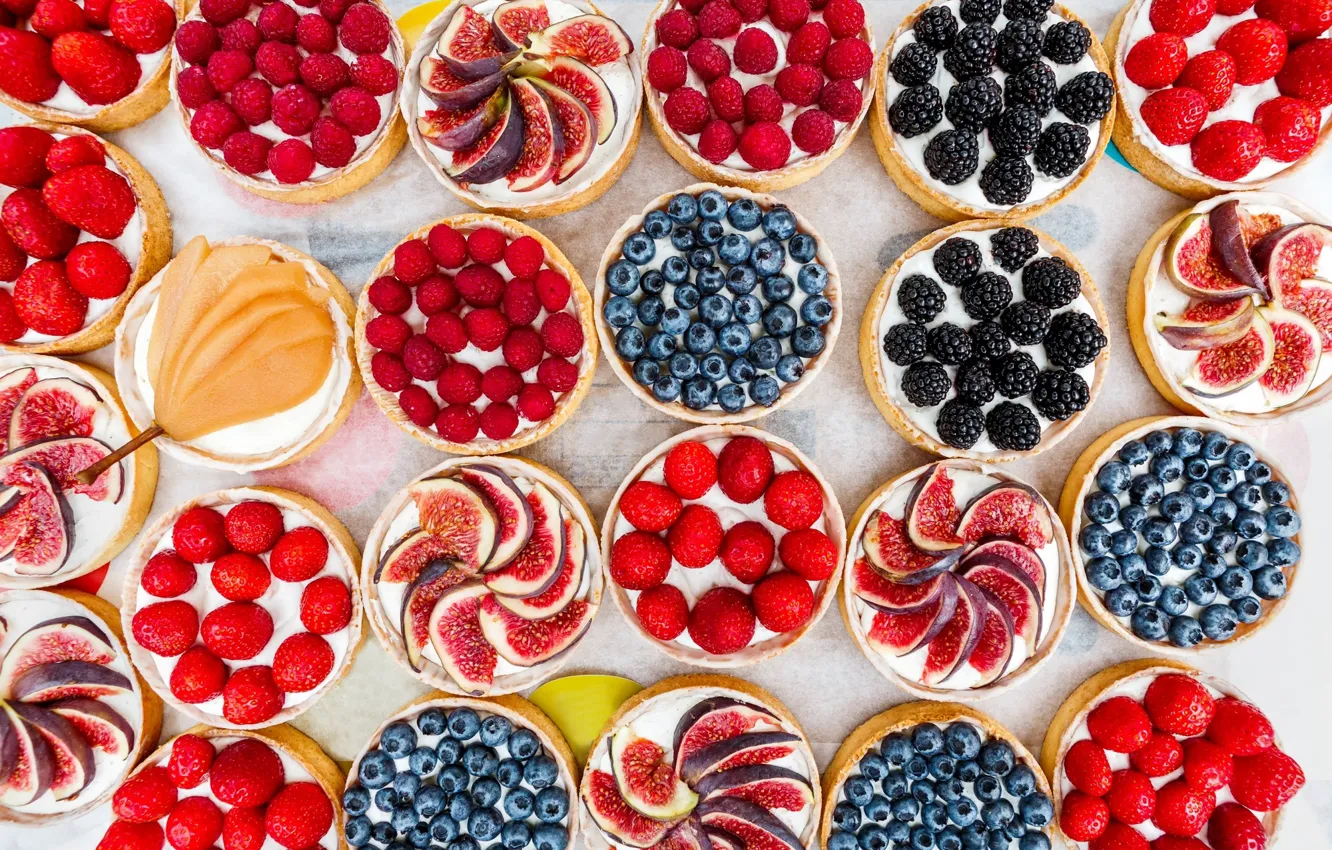 Фото обои ягоды, малина, клубника, груша, пирожные, ежевика, голубика, ассорти
