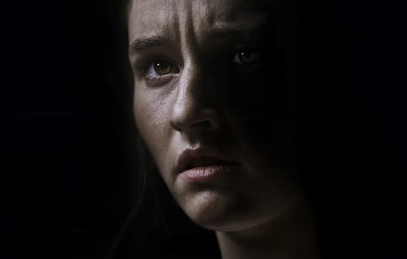 Фото обои взгляд, портрет, сериал, постер, The Last of Us, Одни из нас, Эбби, Kaitlyn Dever