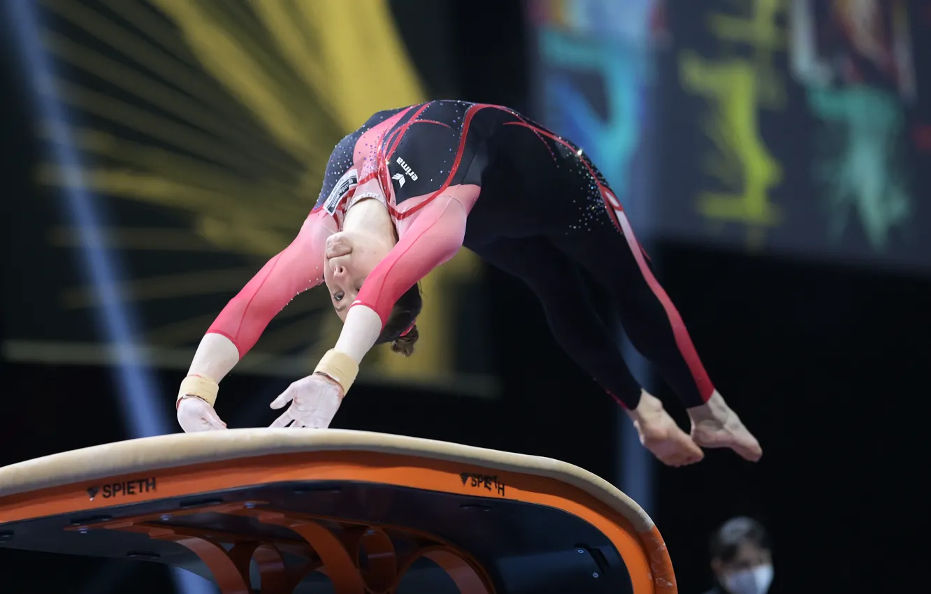 Фото обои девушка, прыжок, Художественная гимнастика, Чемпионат Европы, Artistic Gymnastics, Сара Восс, Sarah Voss, European Championships