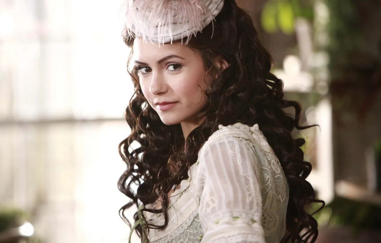 Фото обои девушка, актриса, шляпка, нина добрев, nina dobrev