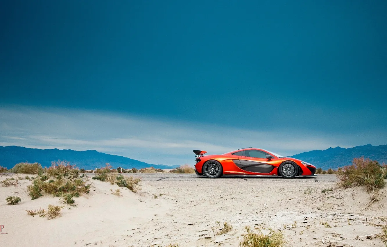 Фото обои McLaren, Orange, Side, Death, Sand, Supercar, Valley, Hypercar