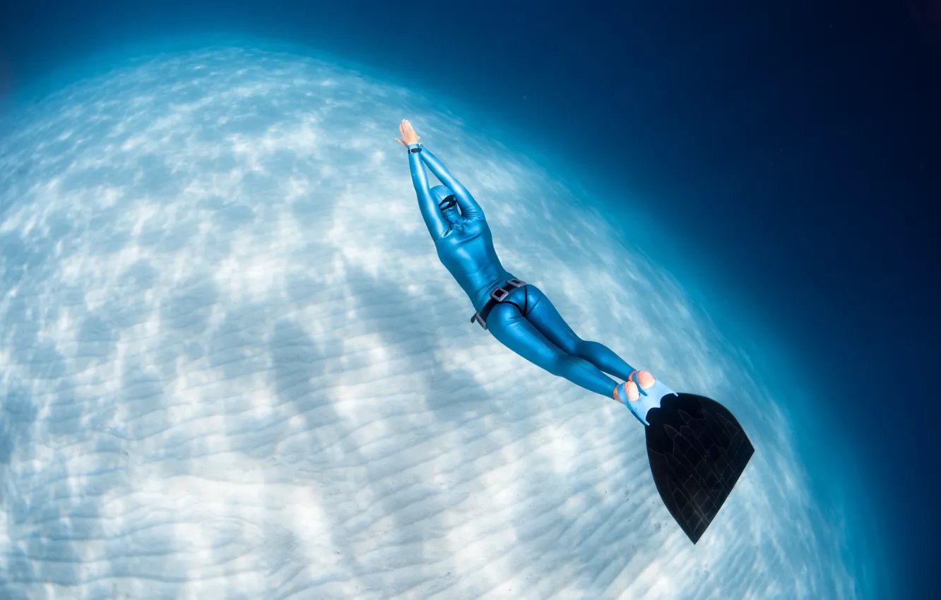 Фото обои underwater, woman, free diving