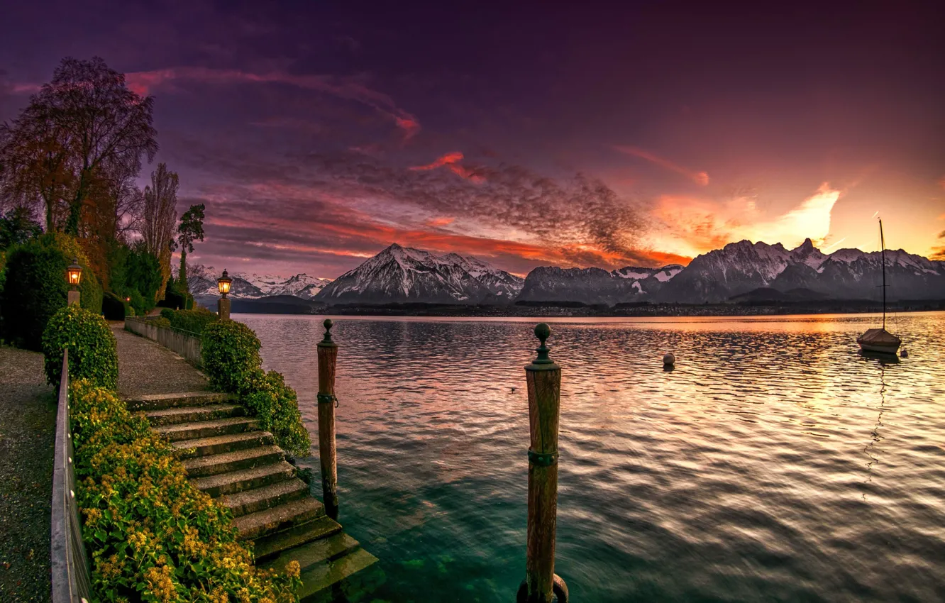 Фото обои пейзаж, закат, горы, природа, озеро, берег, Швейцария, фонари