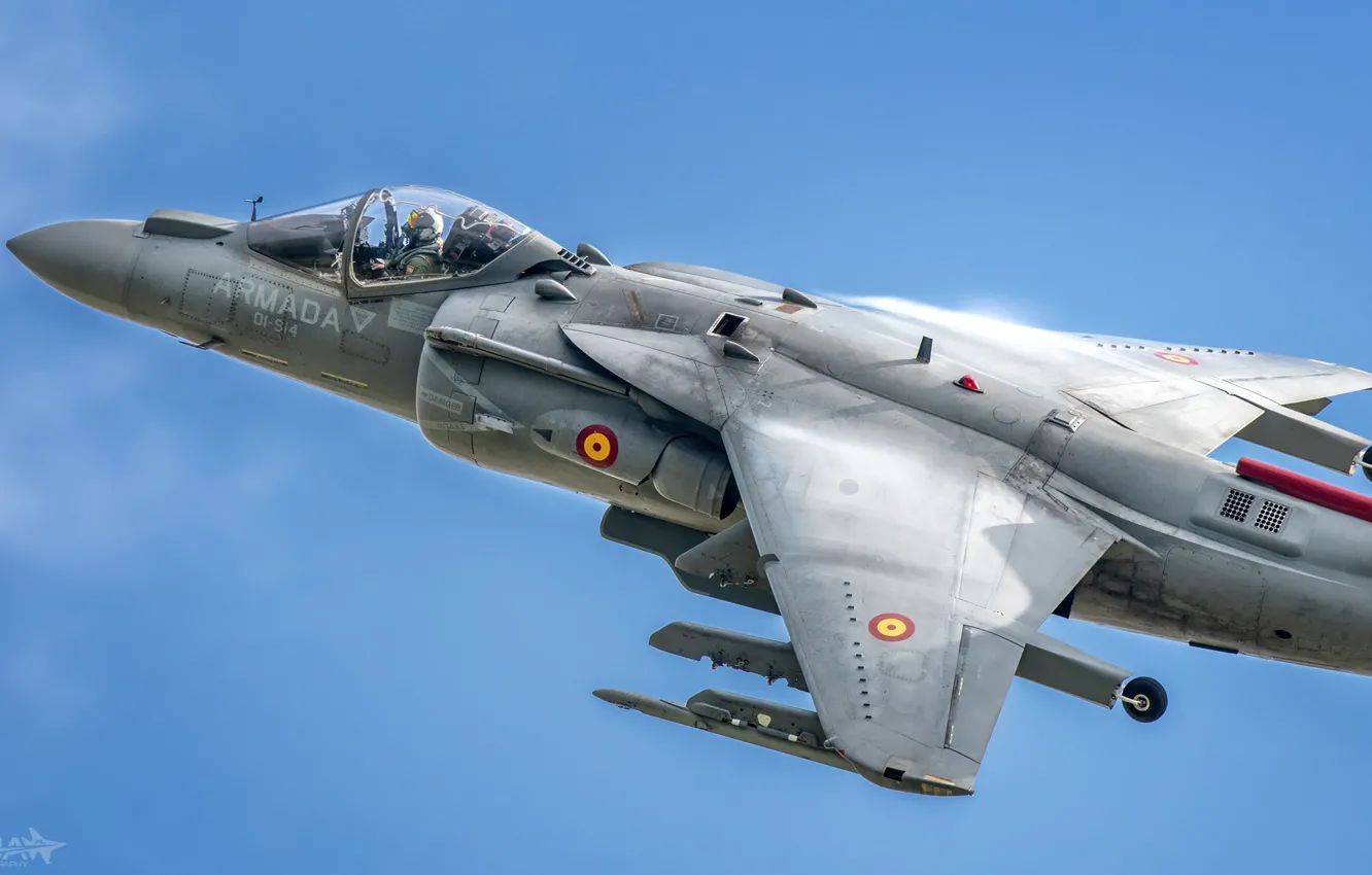 Фото обои Фонарь, Пилот, Штурмовик, Harrier II, Эффект Прандтля — Глоерта, Кокпит, McDonnell Douglas AV-8B Harrier II, …
