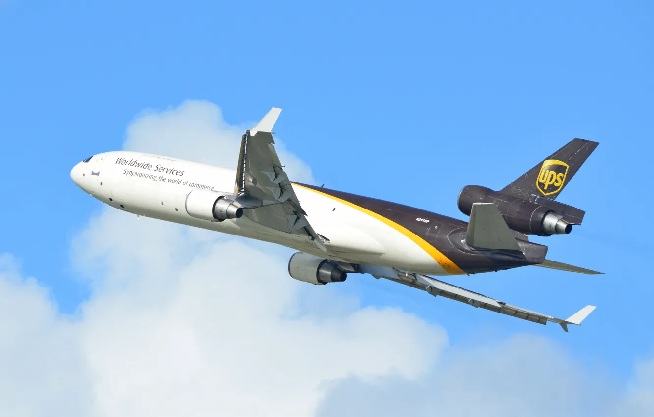 Фото обои небо, полёт, Грузовой, McDonnell Douglas, авиакомпании, MD-11F, UPS