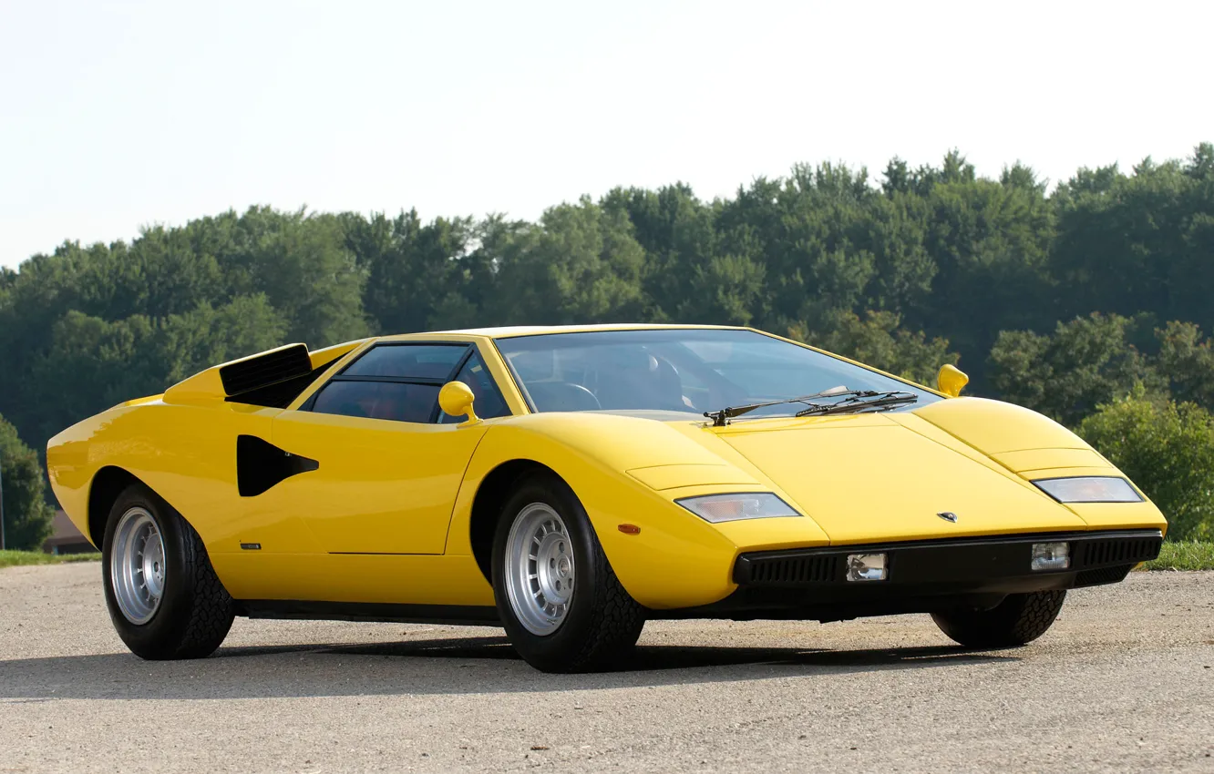 Фото обои деревья, lamborghini, желтая, ламборгини, коунтач, countach lp400, лп400