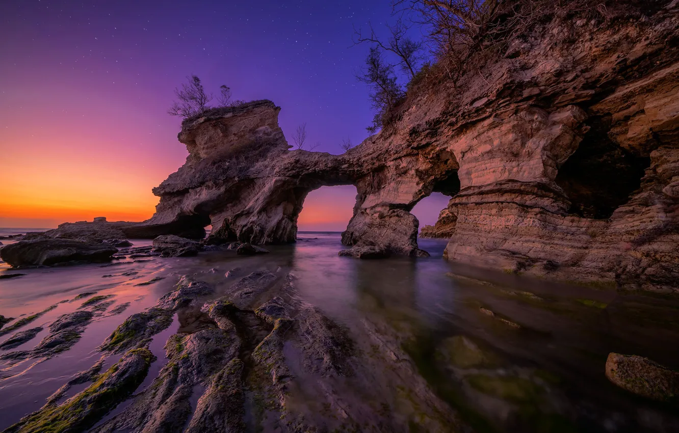 Фото обои море, скала, зарево, арка