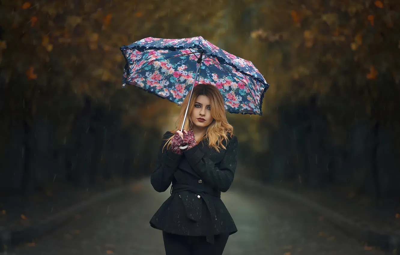 Фото обои капли, зонт, макияж, губки, Rainy Day