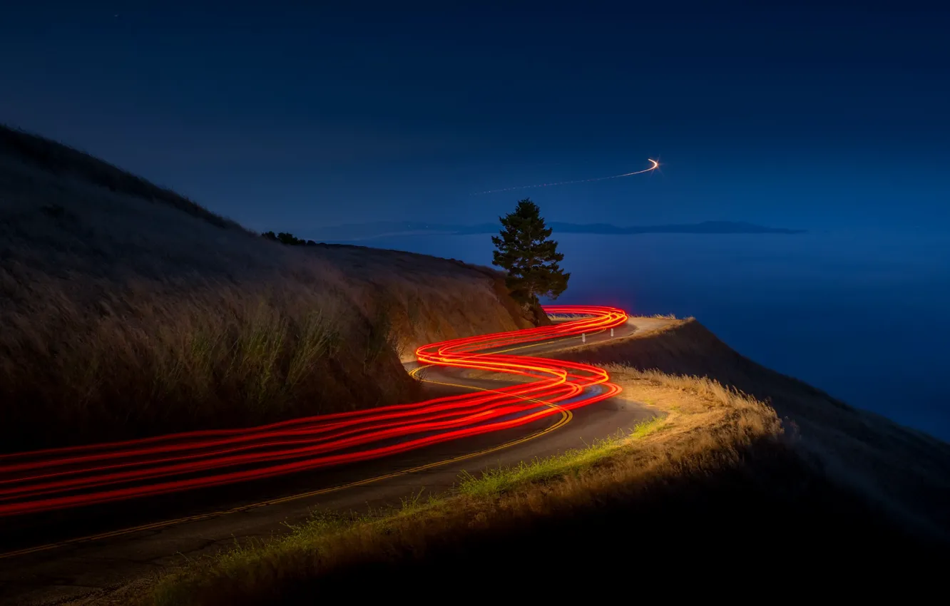 Фото обои дорога, ночь, огни, гора