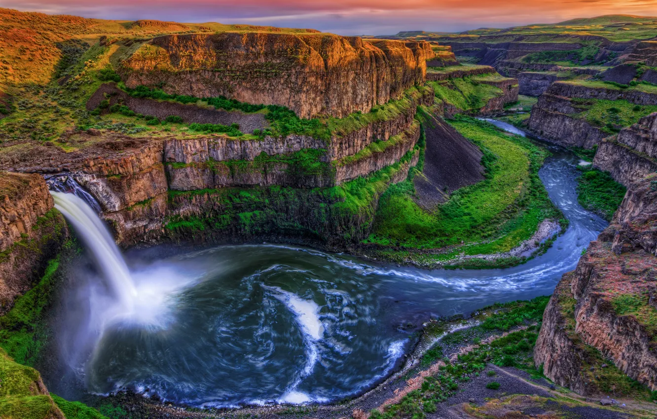 Фото обои скалы, водопад, каньон, Palouse Falls