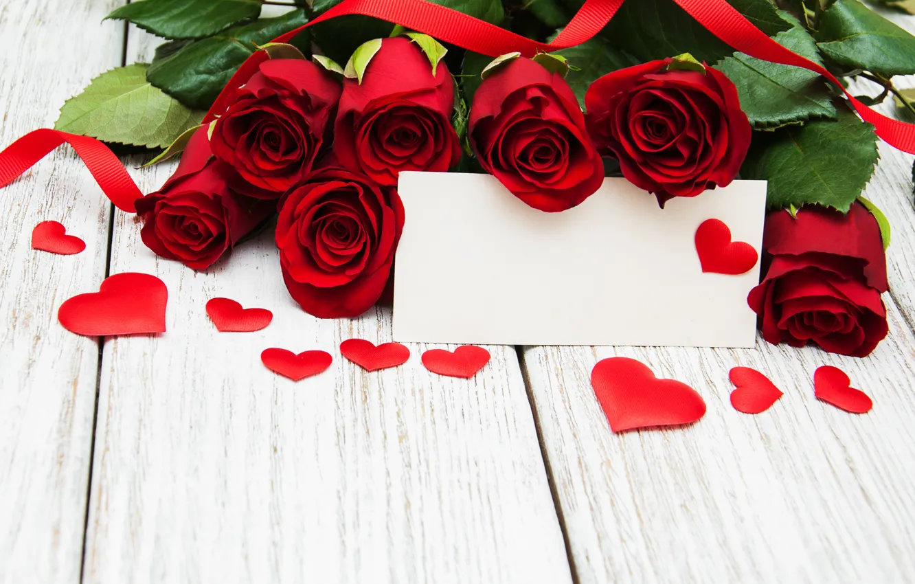 Фото обои любовь, цветы, розы, сердечки, красные, red, love, wood