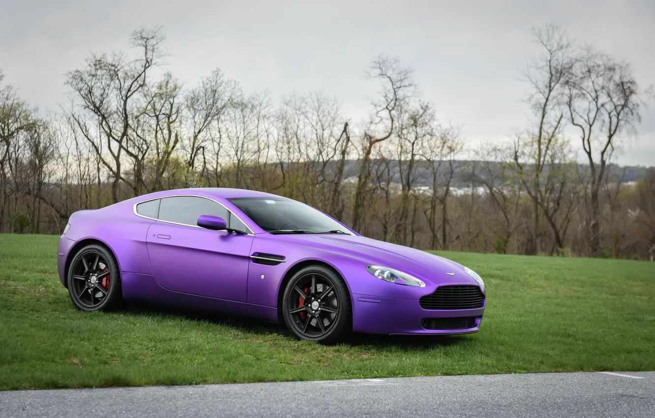 Фото обои Aston Martin, Vantage, lilac