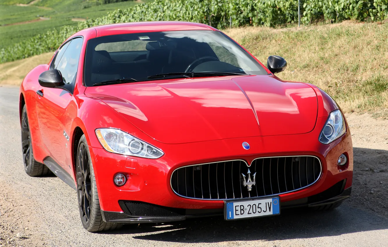 Фото обои красный, фары, Maserati, автомобиль, передок, GranTurismo S, MC Sport Line