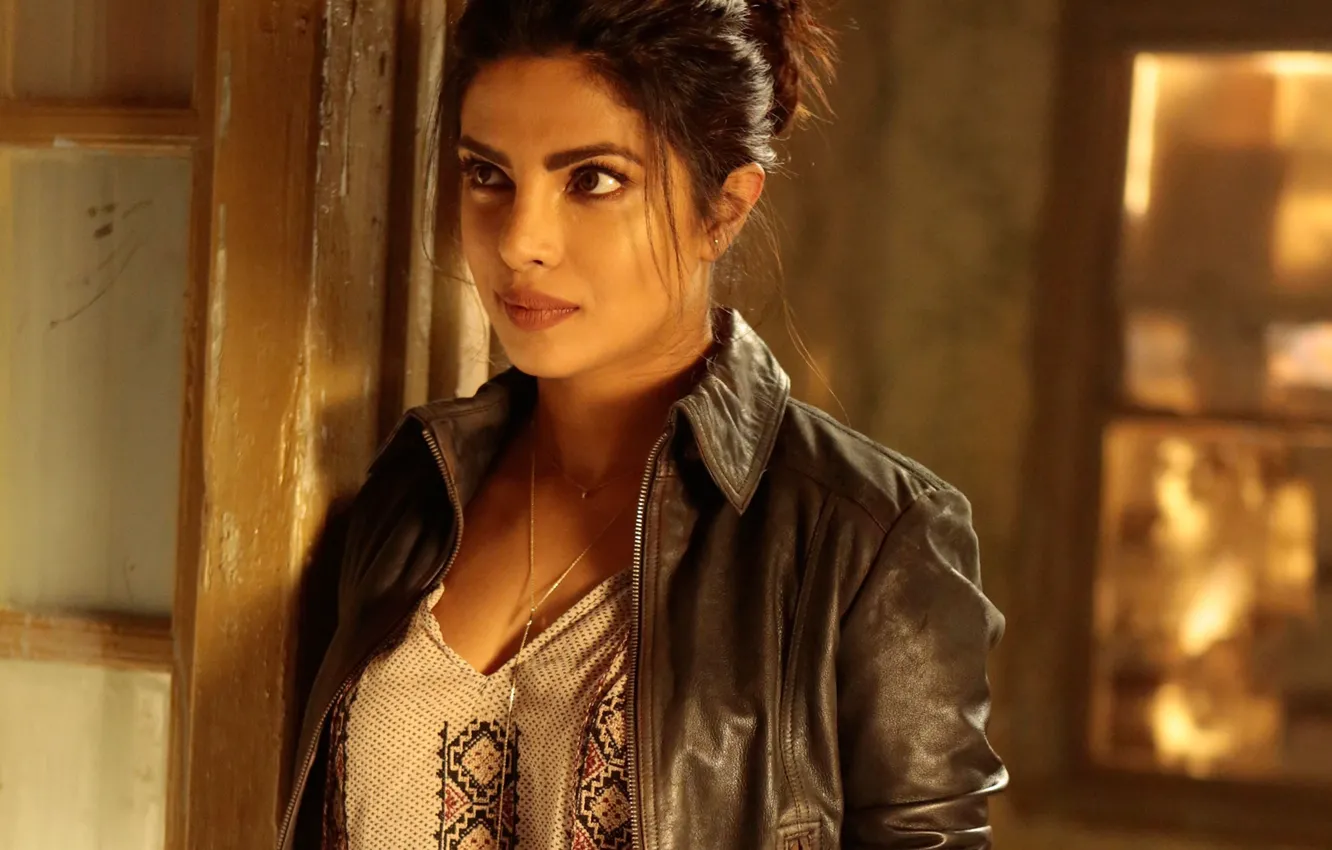 Фото обои girl, woman, brunette, agent, Priyanka Chopra, tv series, Cleopatra, Quantico