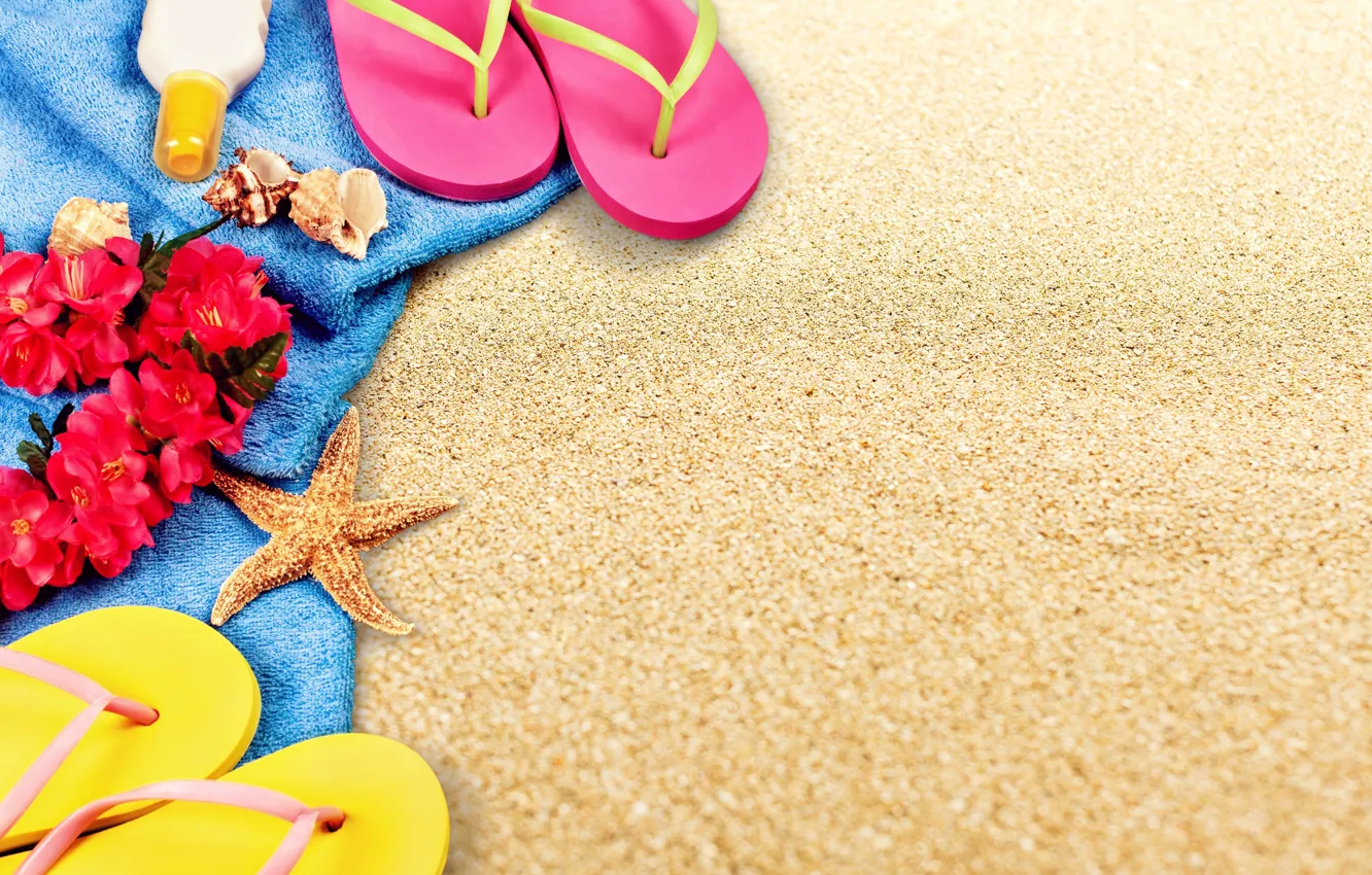 Фото обои песок, пляж, лето, отдых, полотенце, ракушки, summer, beach