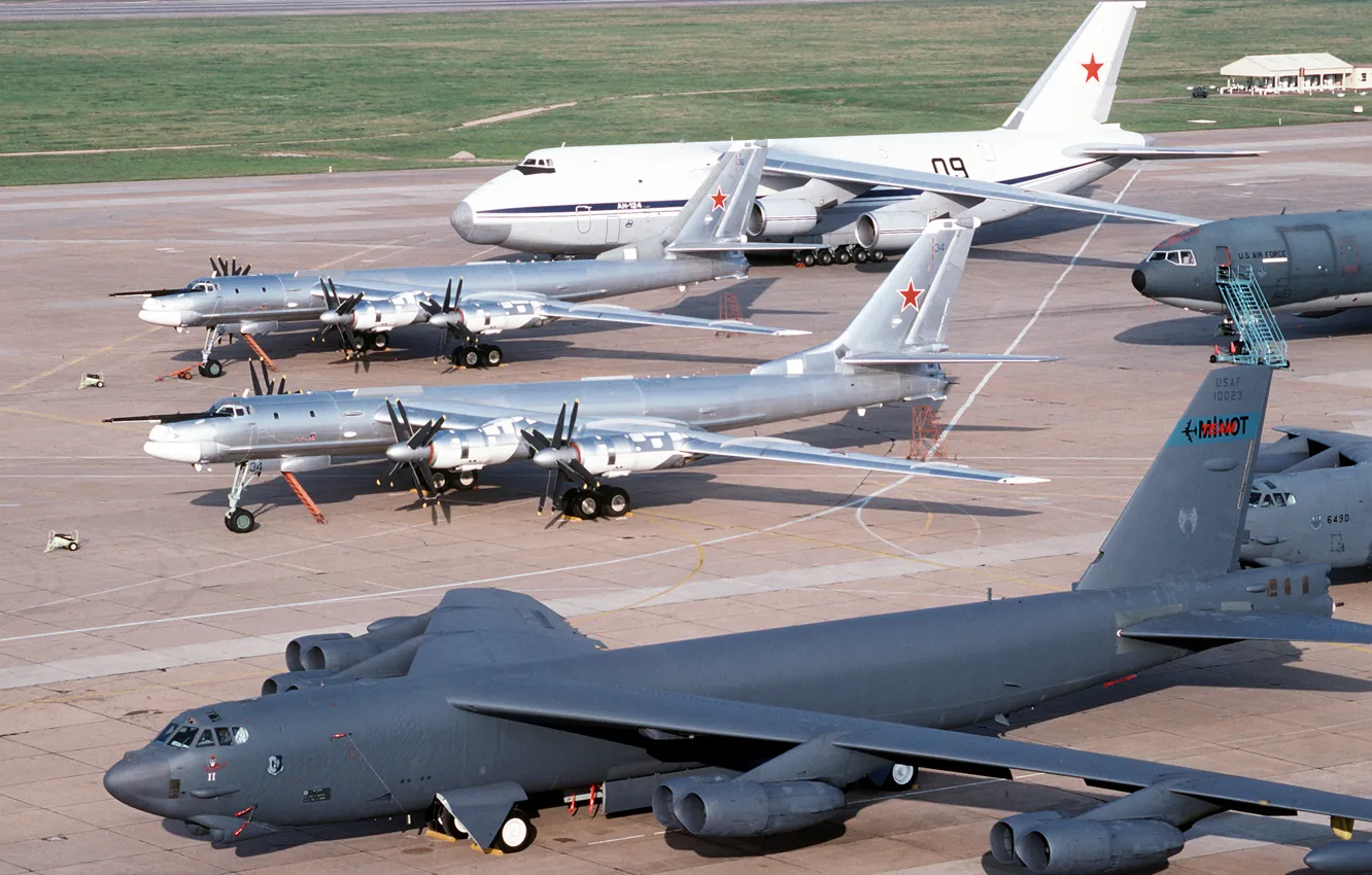 Фото обои Медведь, ВВС, Tupolev, Туполев, Ан-124, Руслан, Ruslan, Антонов