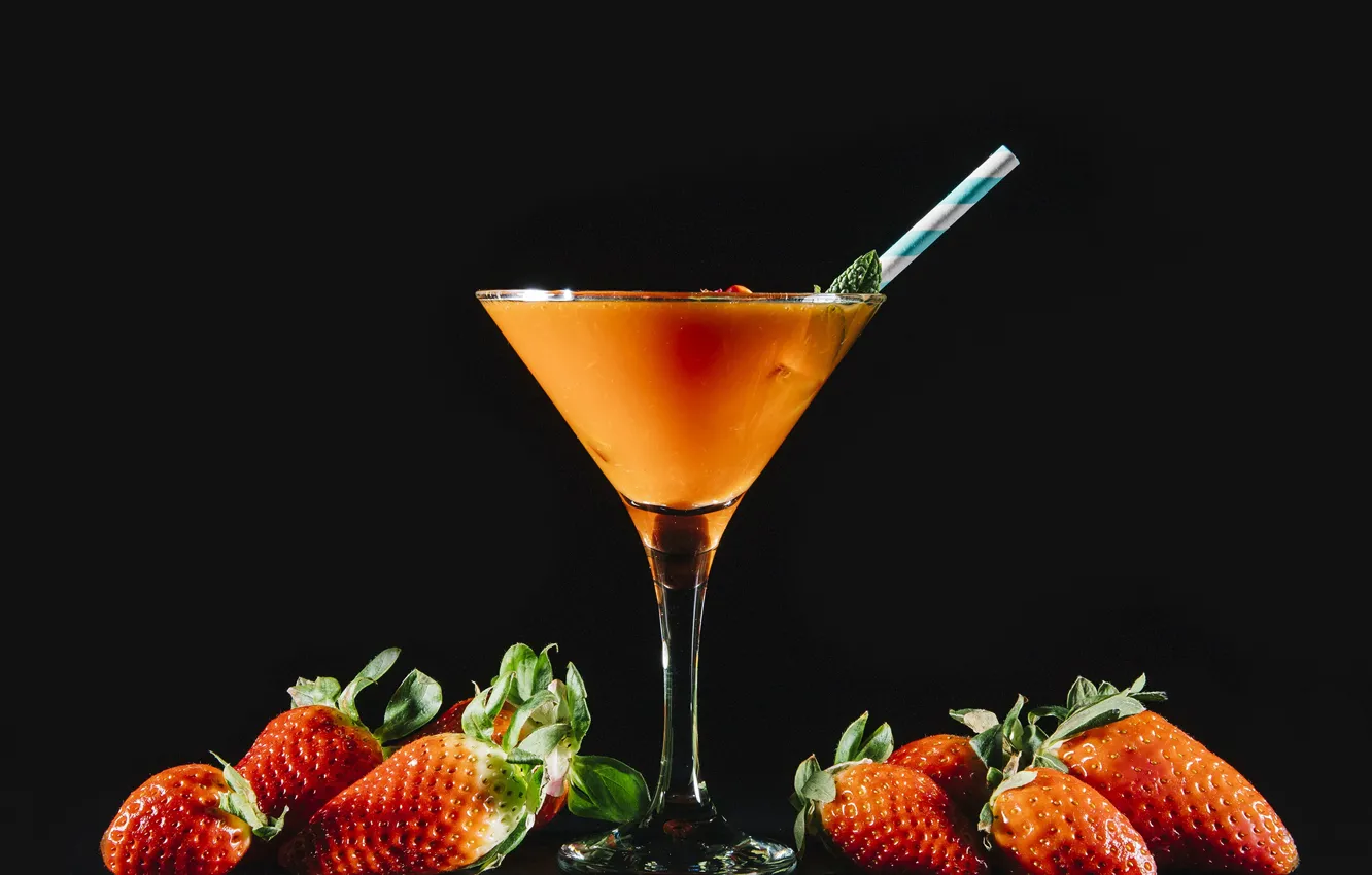 Фото обои ягоды, клубника, коктейль, напиток