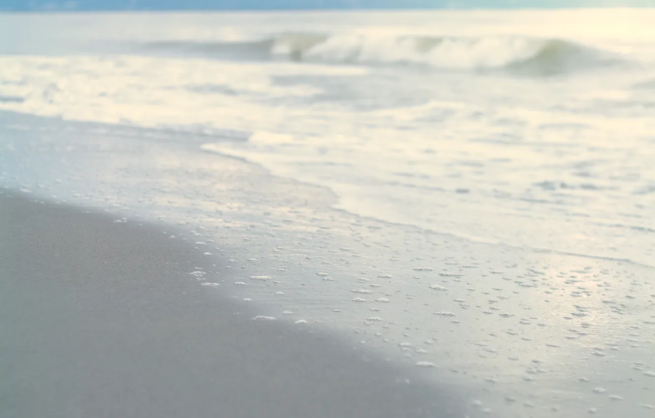 Фото обои песок, море, волны, пляж, небо, вода, природа, берег