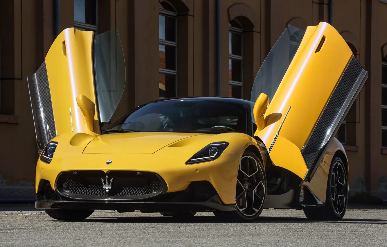 Фото обои жёлтый, Maserati, Coupe, M240, MC20