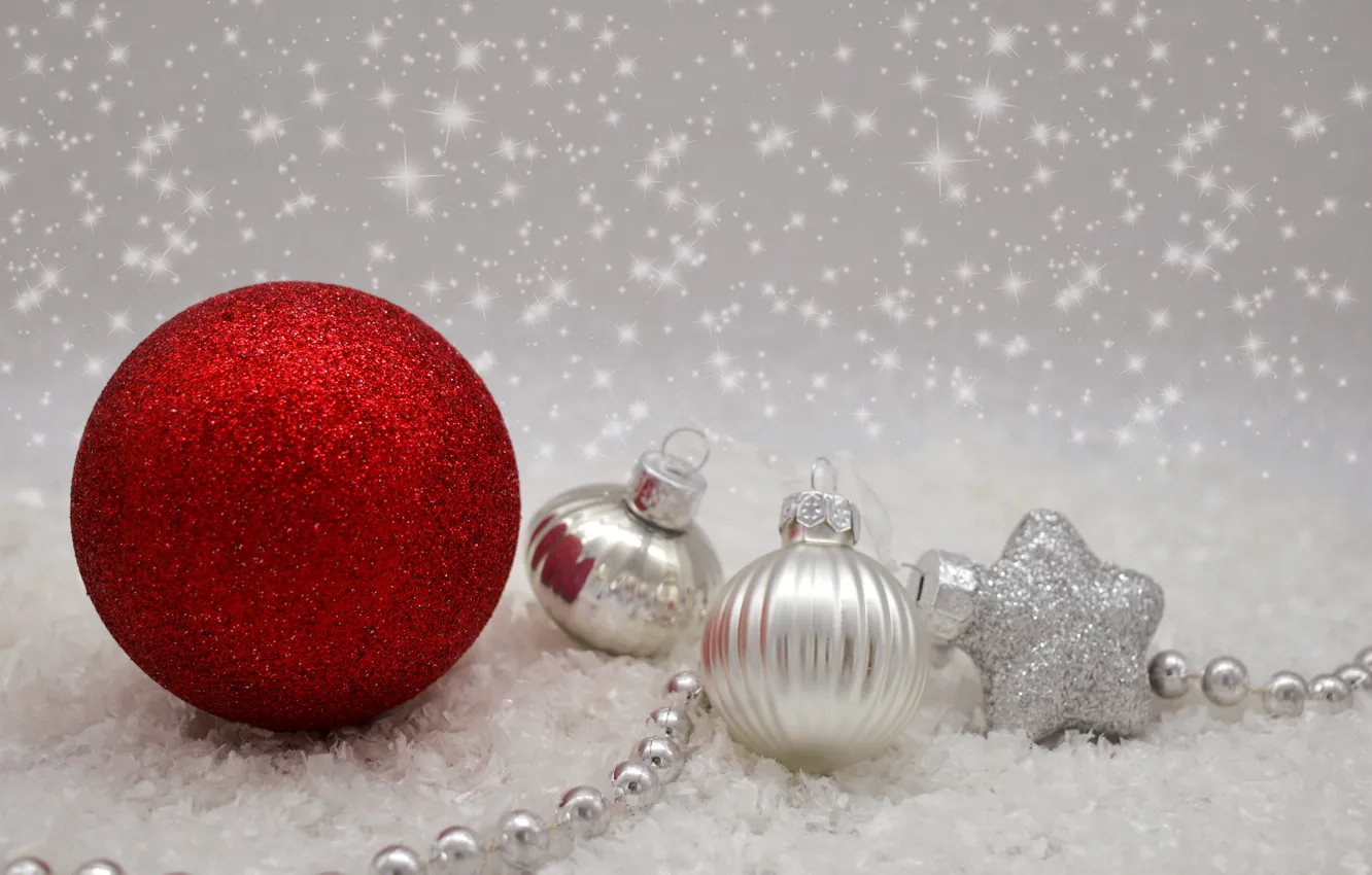 Фото обои зима, шарики, снег, красный, сияние, праздник, шар, Рождество