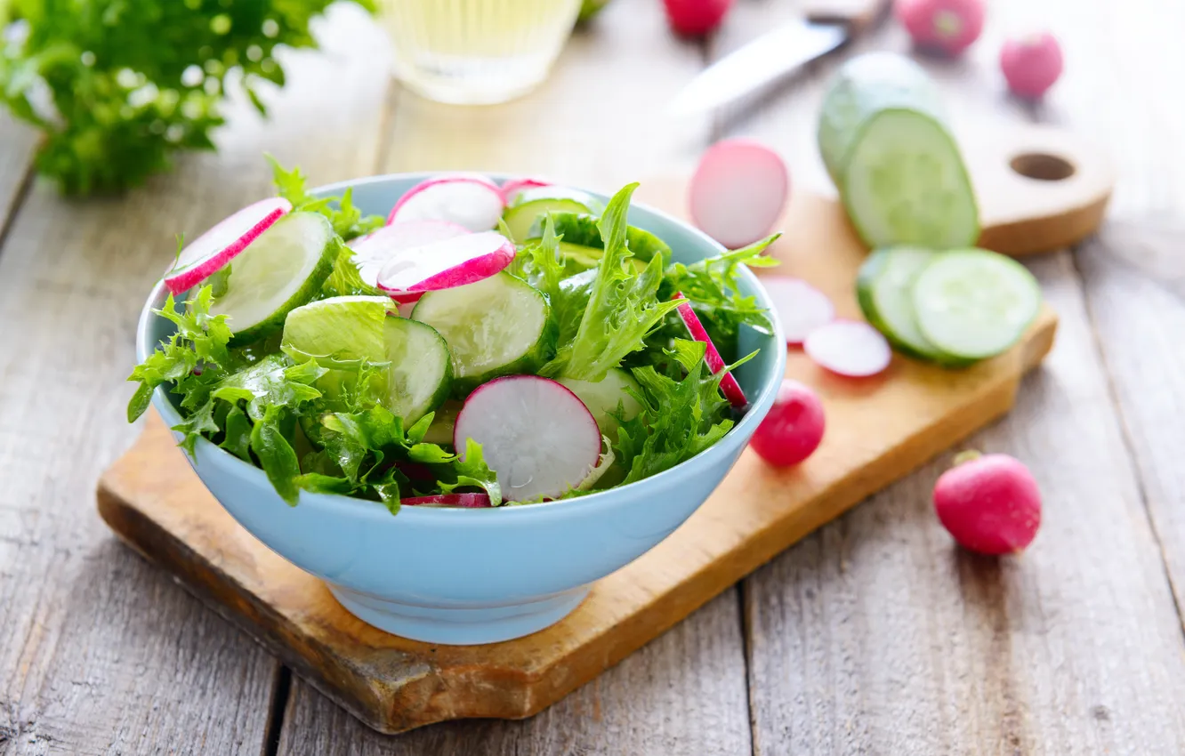 Фото обои зелень, green, огурец, салат, vegetables, редис, side dish