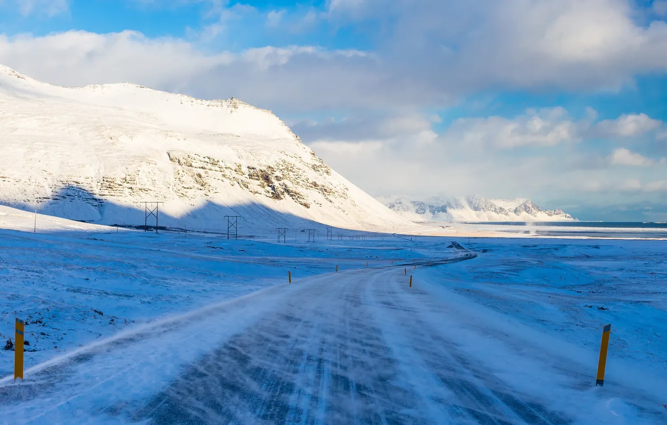 Фото обои зима, дорога, облака, снег, горы, природа