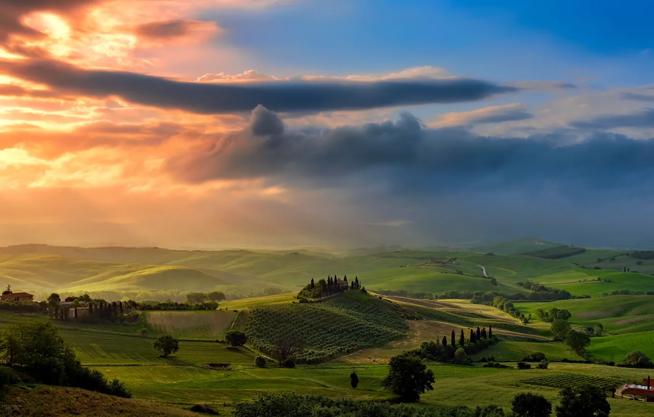 Фото обои небо, облака, свет, поля, долина, Италия, Тоскана