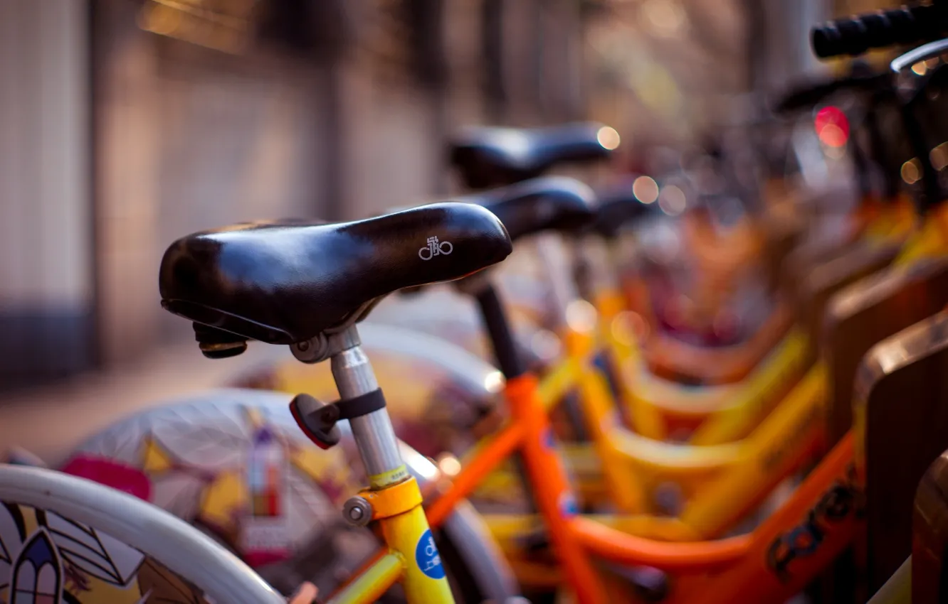 Фото обои желтый, велосипед, фон, widescreen, обои, улица, размытие, wallpaper