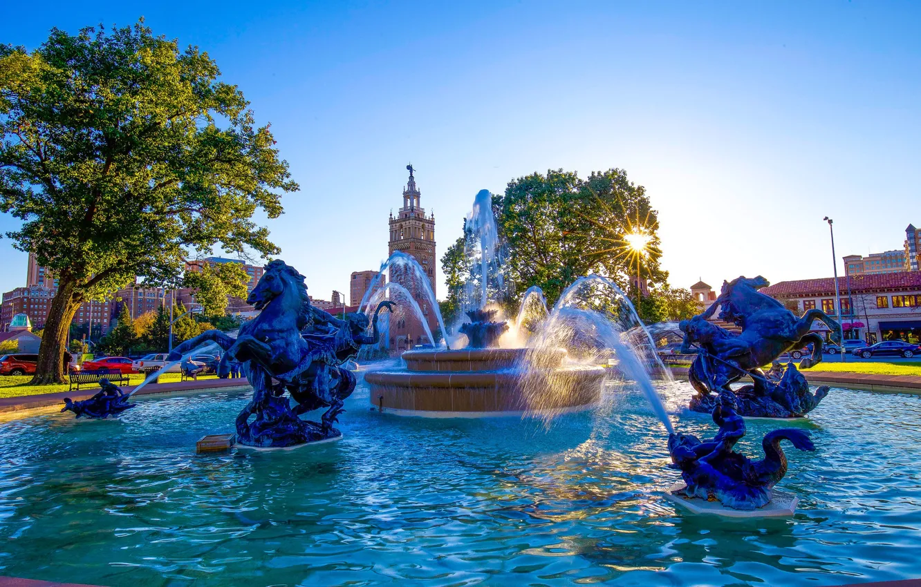 Фото обои деревья, площадь, фонтан, Миссури, Kansas City, Missouri, Канзас-Сити, J.C. Nichols Memorial Fountain
