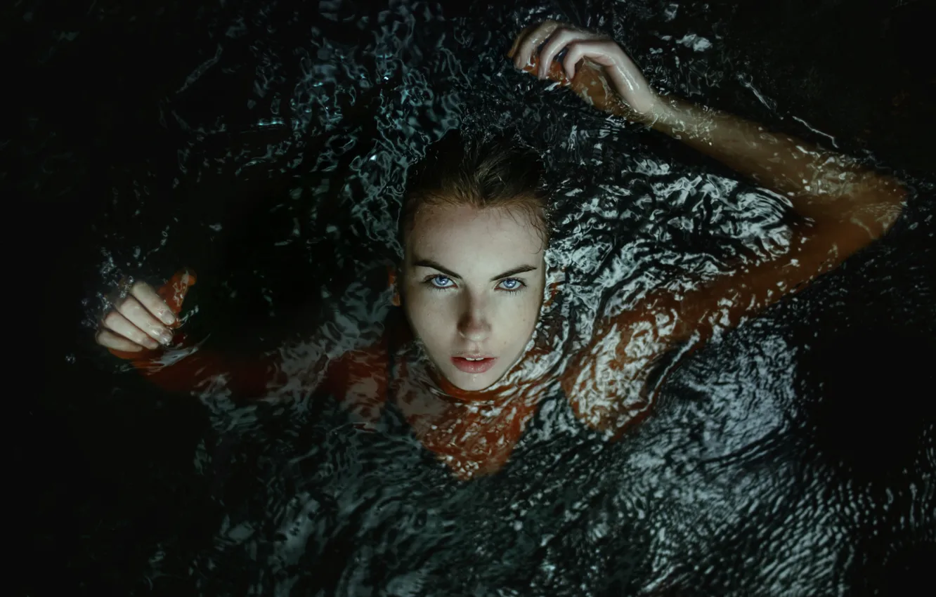 Фото обои девушка, в воде, TJ Drysdale, Awaken