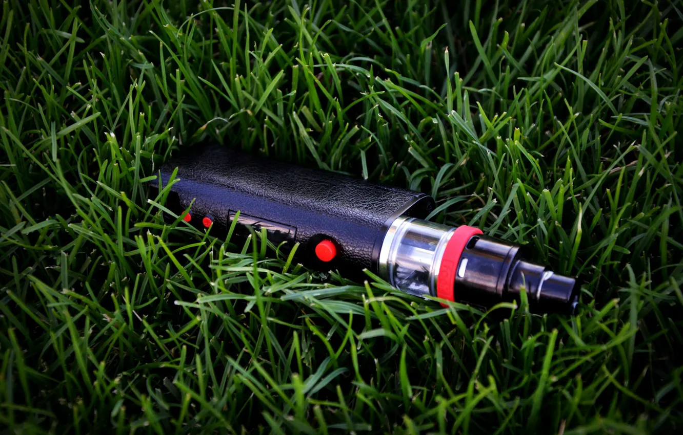 Фото обои трава, пар, электронная сигарета, vaping, vape, вейпинг, kangertech, вейп