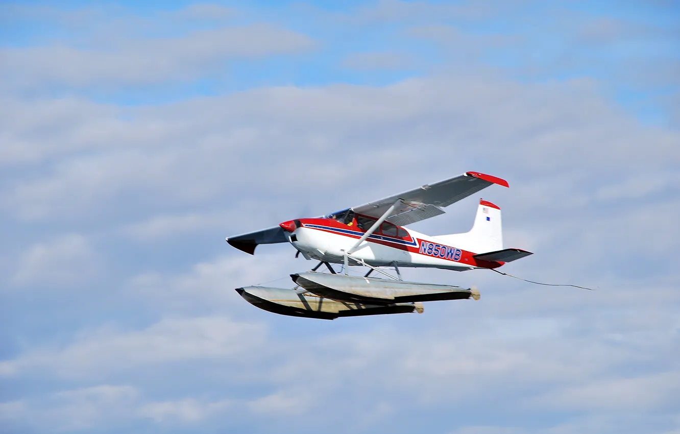 Фото обои небо, полёт, одномоторный, поплавки, лёгкий самолёт, Cessna A185F