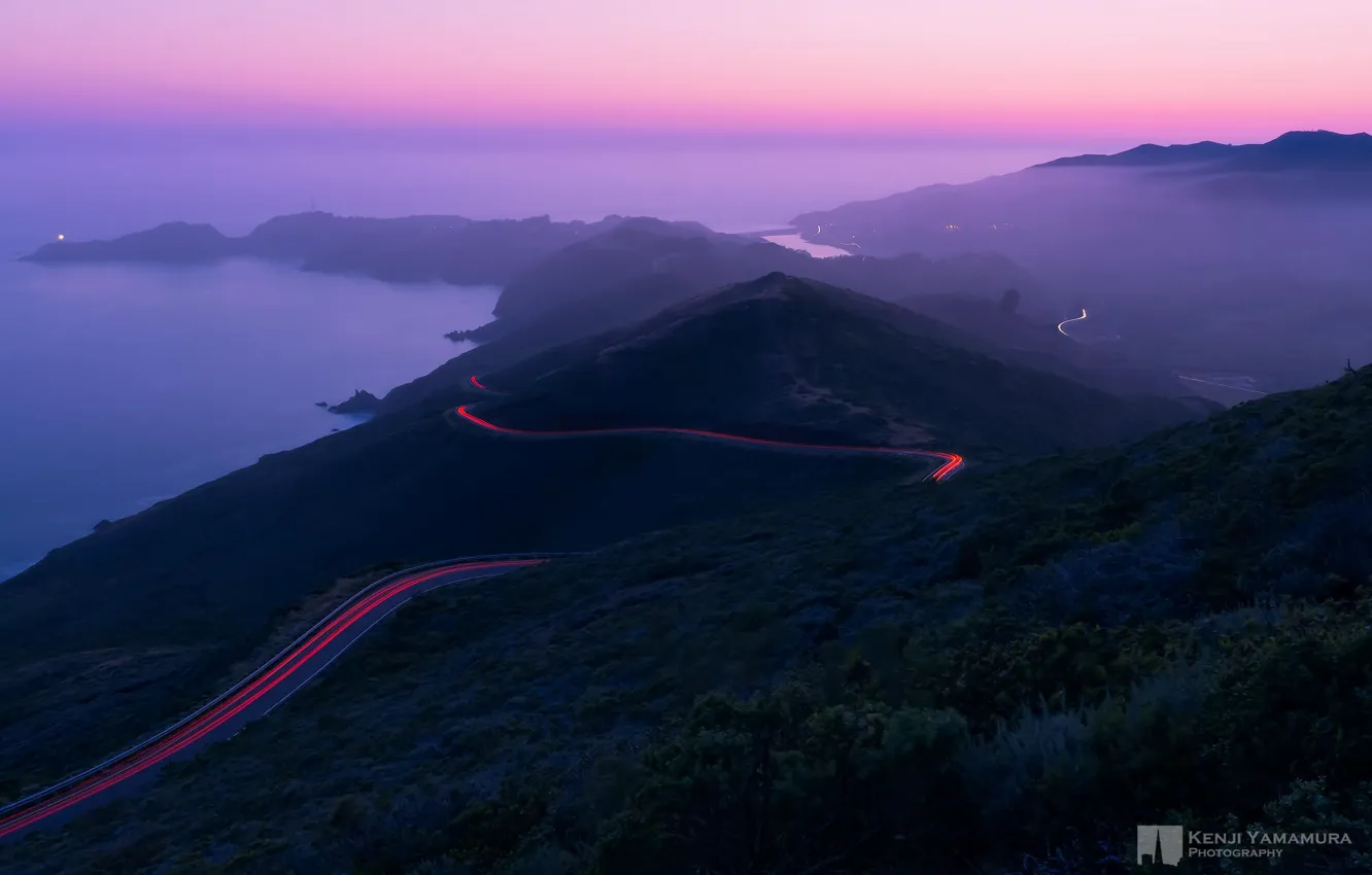 Фото обои дорога, горы, огни, туман, сумерки, photographer, Kenji Yamamura