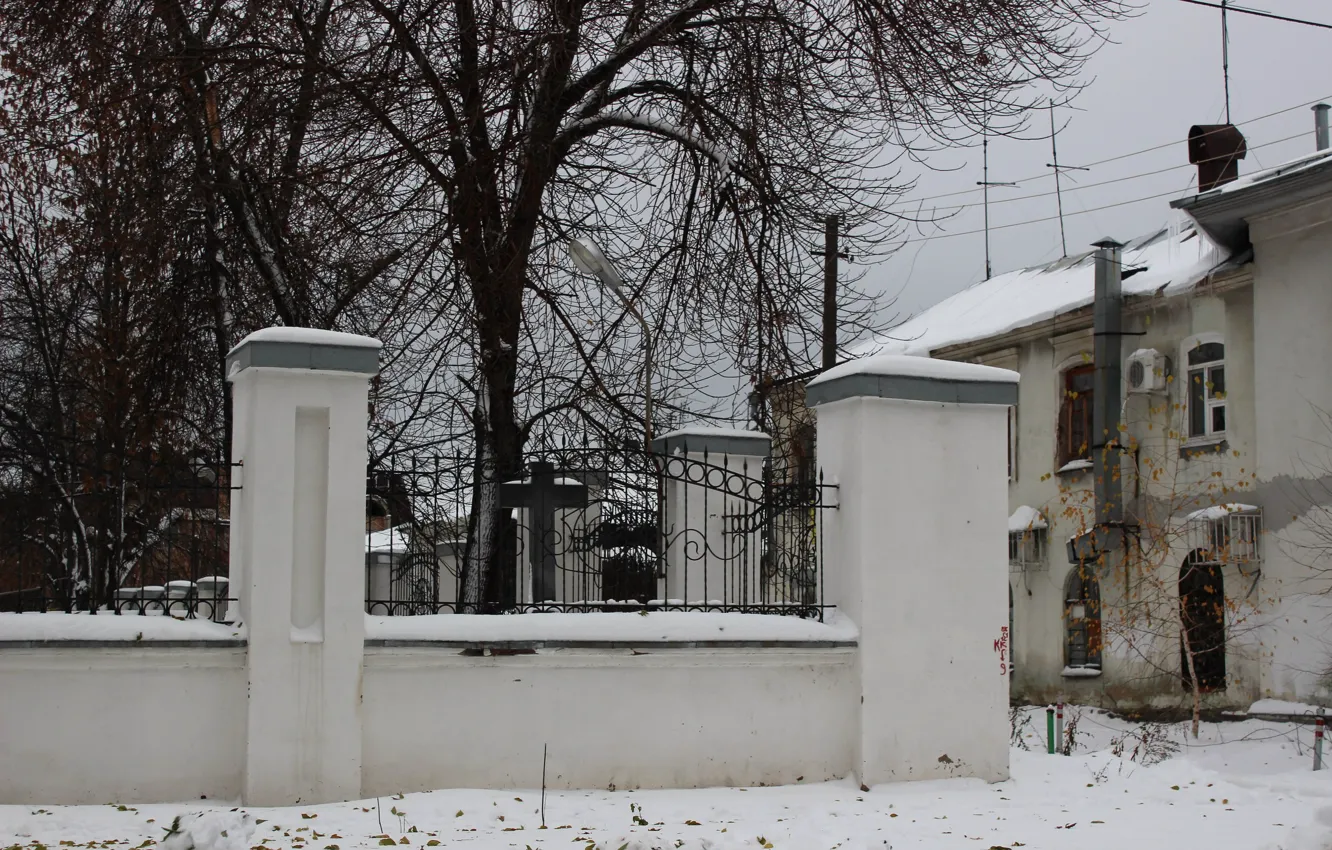 Фото обои Зима, Забор, Крест, Кладбище