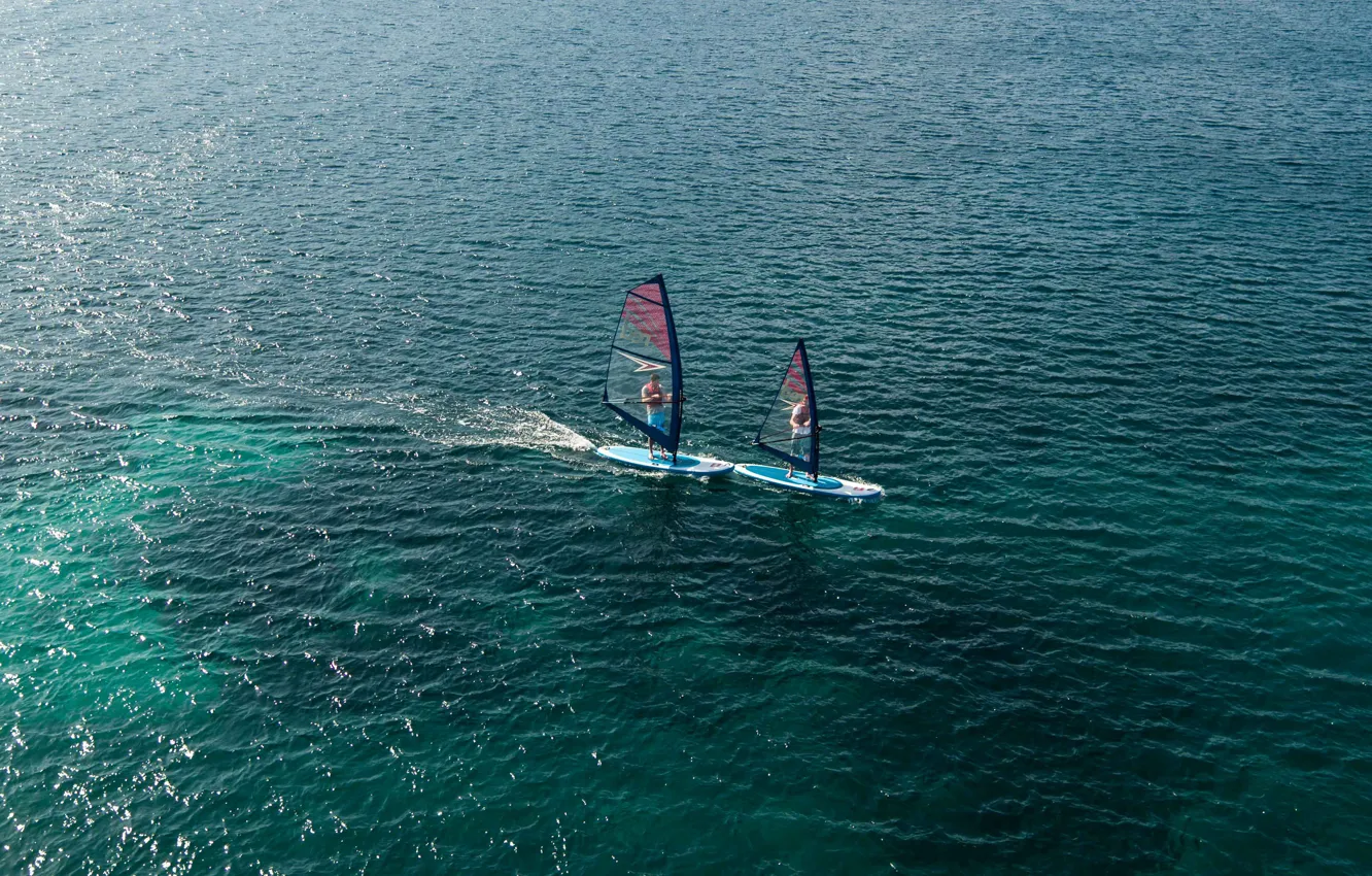 Фото обои море, спорт, спортсмены, снаряжение, виндсерф