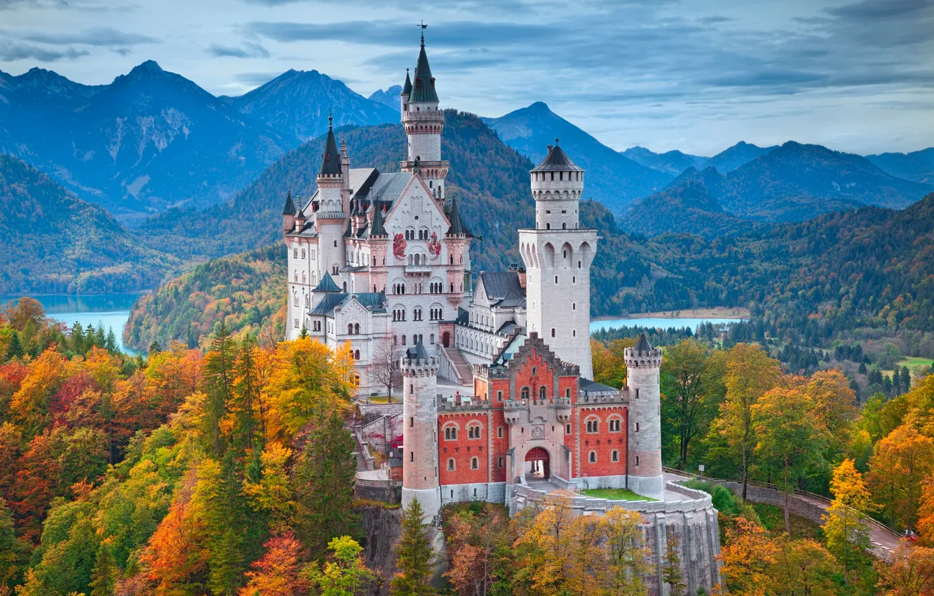 Фото обои осень, горы, Замок Нойшванштайн, юго-западная Бавария, юг Германии