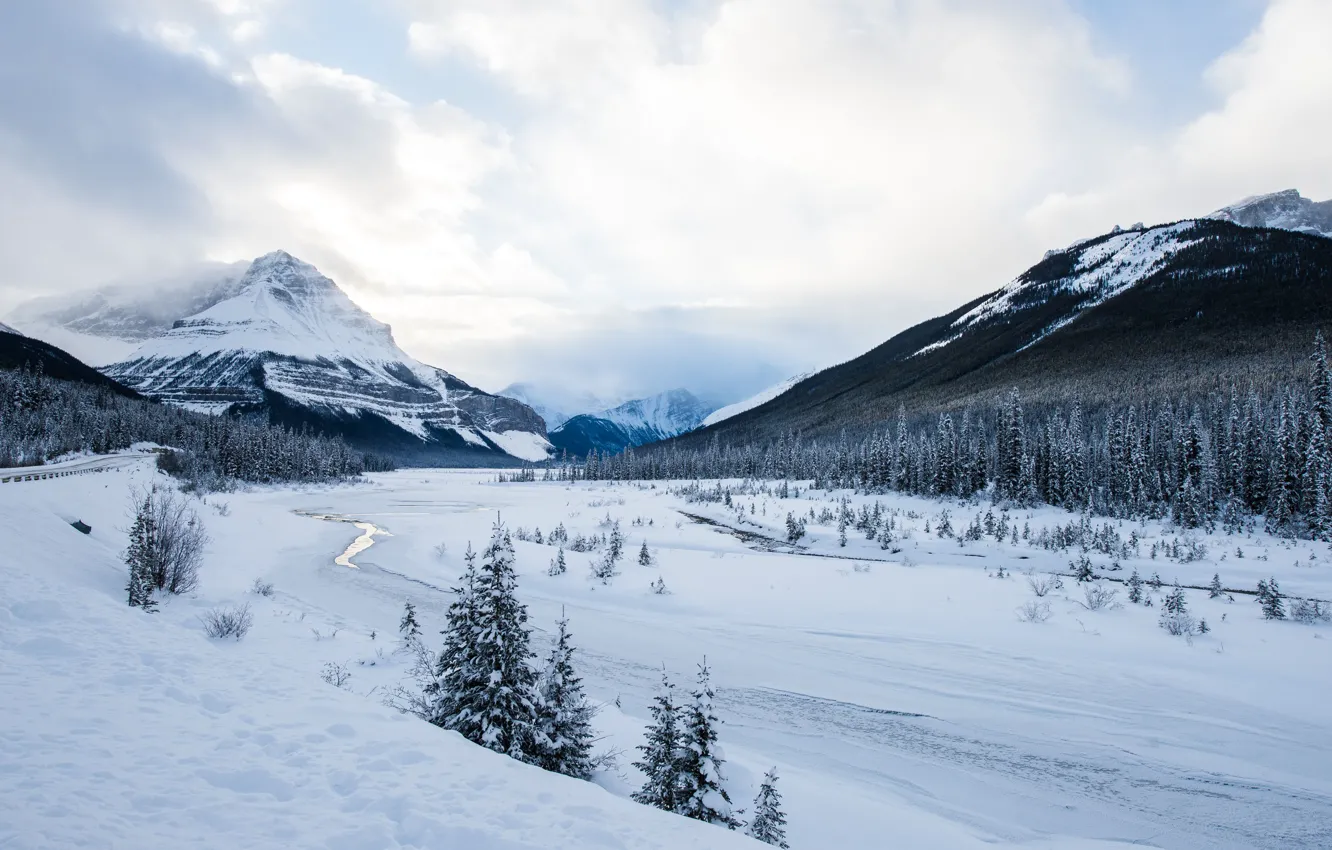 Фото обои road, river, winter, mountains, snow, frozen