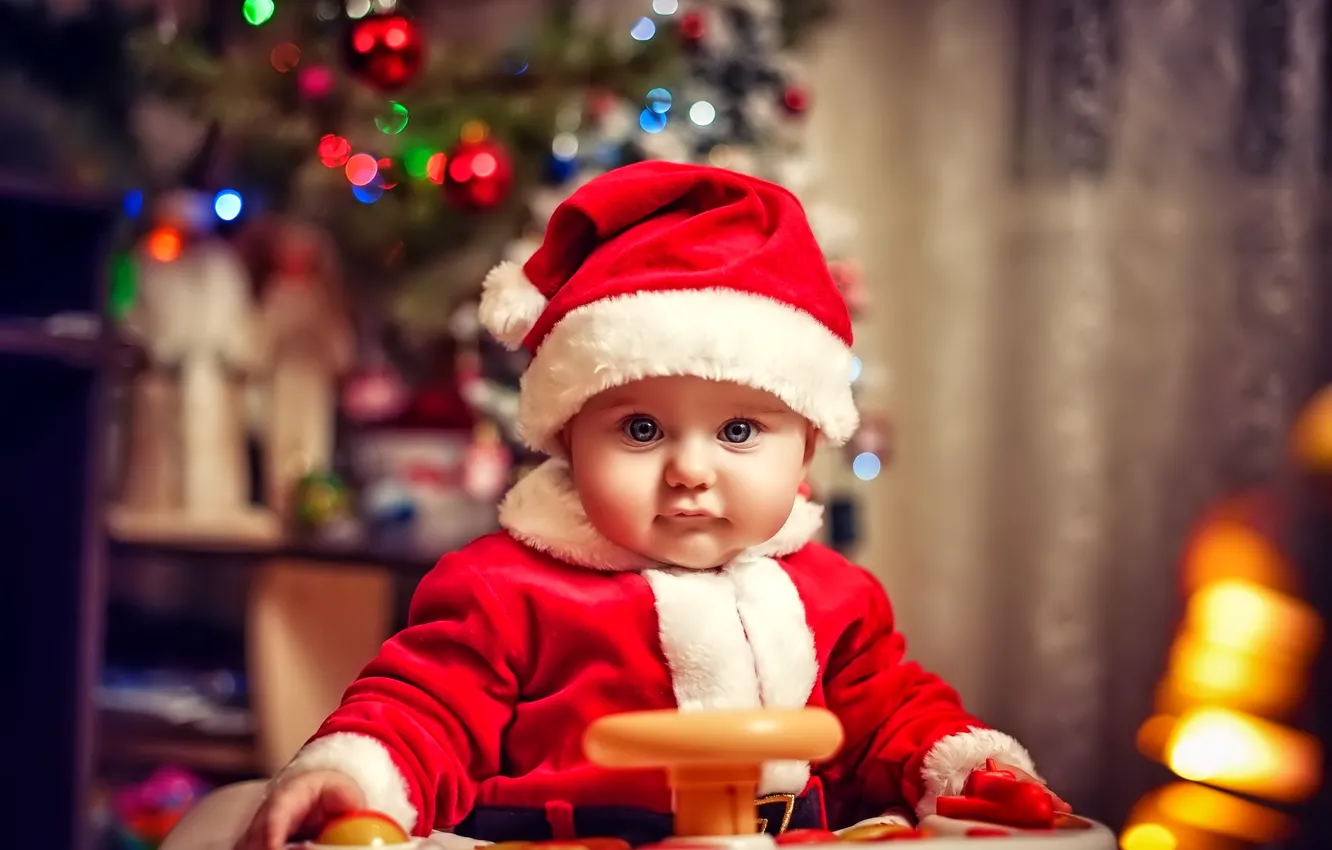 Фото обои взгляд, огни, праздник, елка, новый год, ребенок, малыш, Рождество