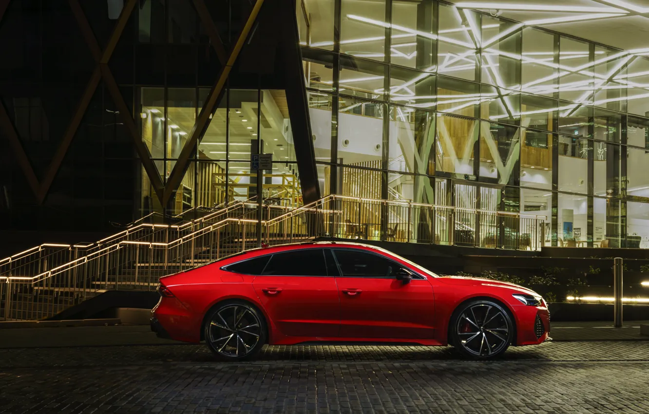 Фото обои Audi, вид сбоку, RS 7, 2020, UK version, RS7 Sportback