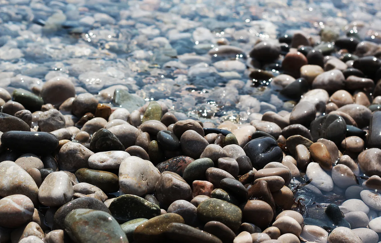 Фото обои вода, блики, камни, Море