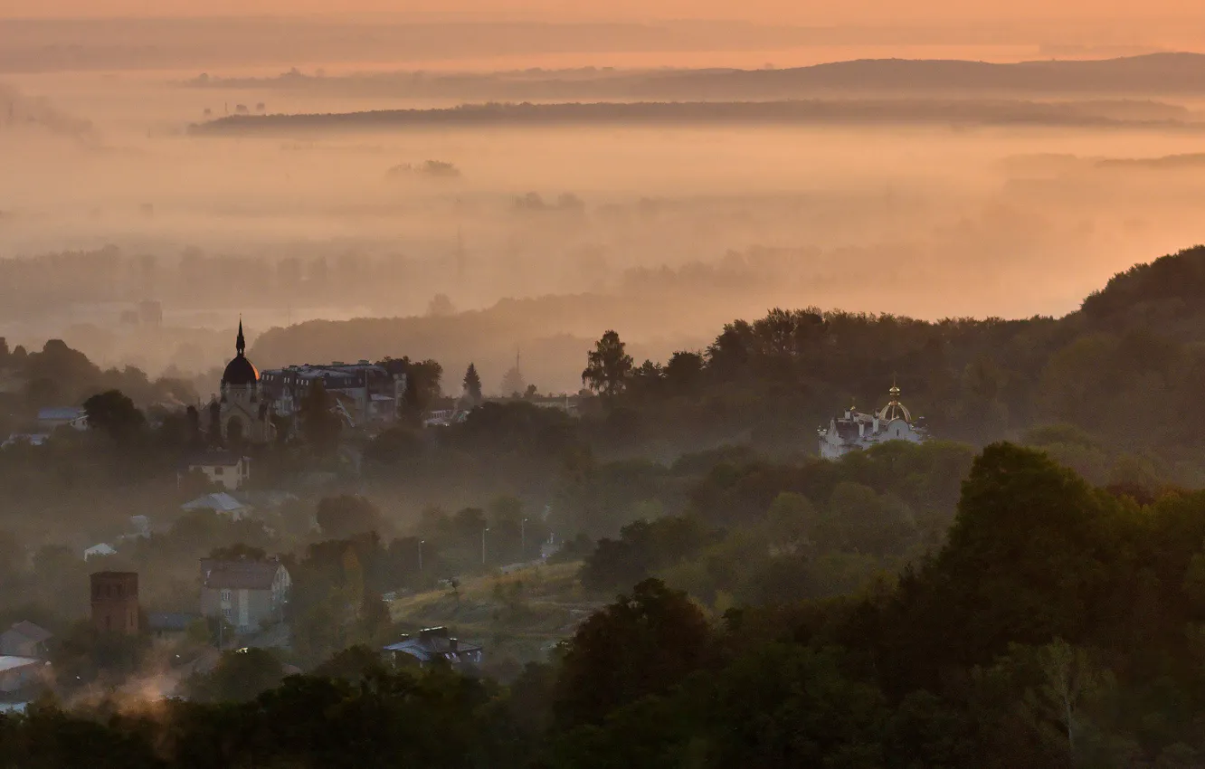 Фото обои туман, горизонт, Україна, львів, місто, будинки, схід сонця, високий замок