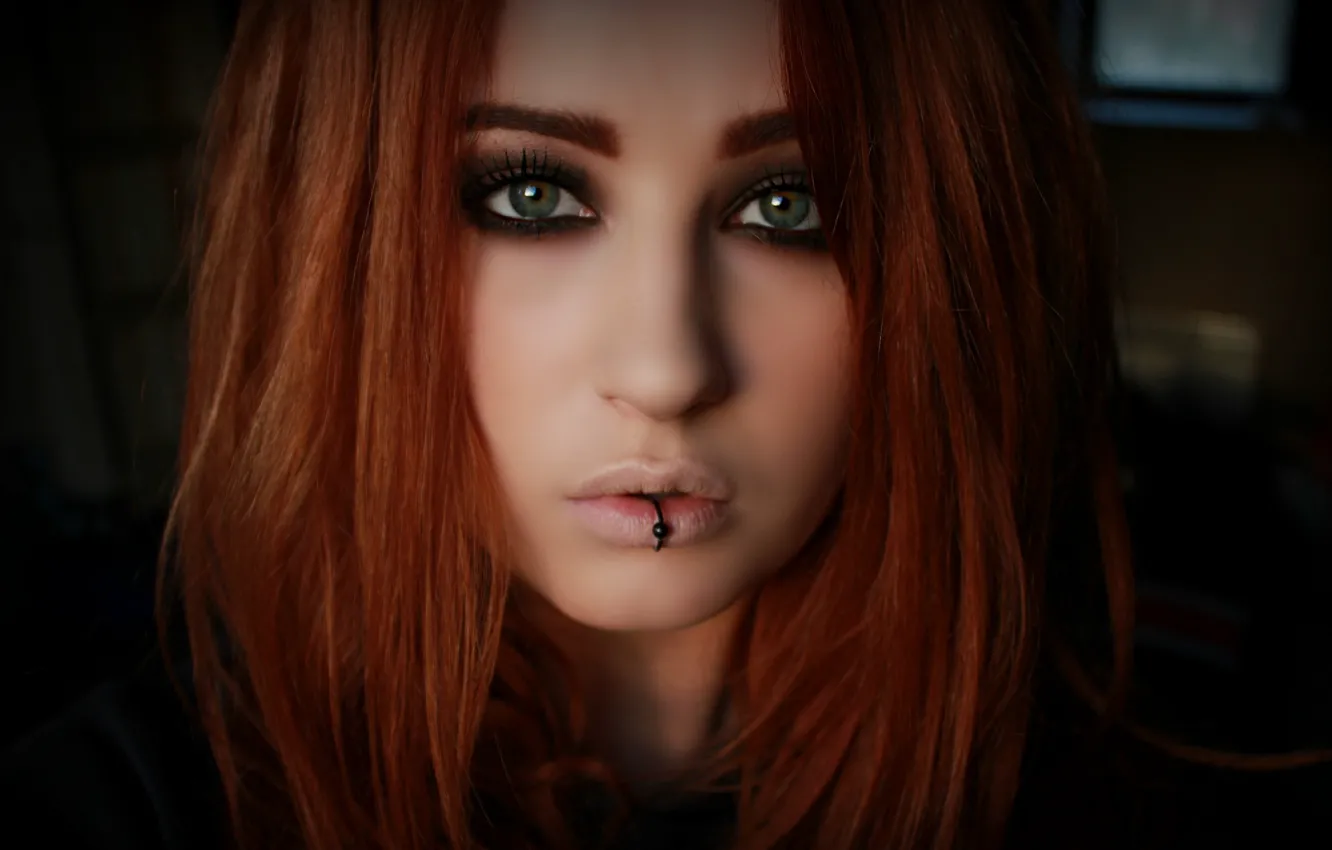 Фото обои глаза, пирсинг, girl, eyes, redhead, piercing, Lolina Green
