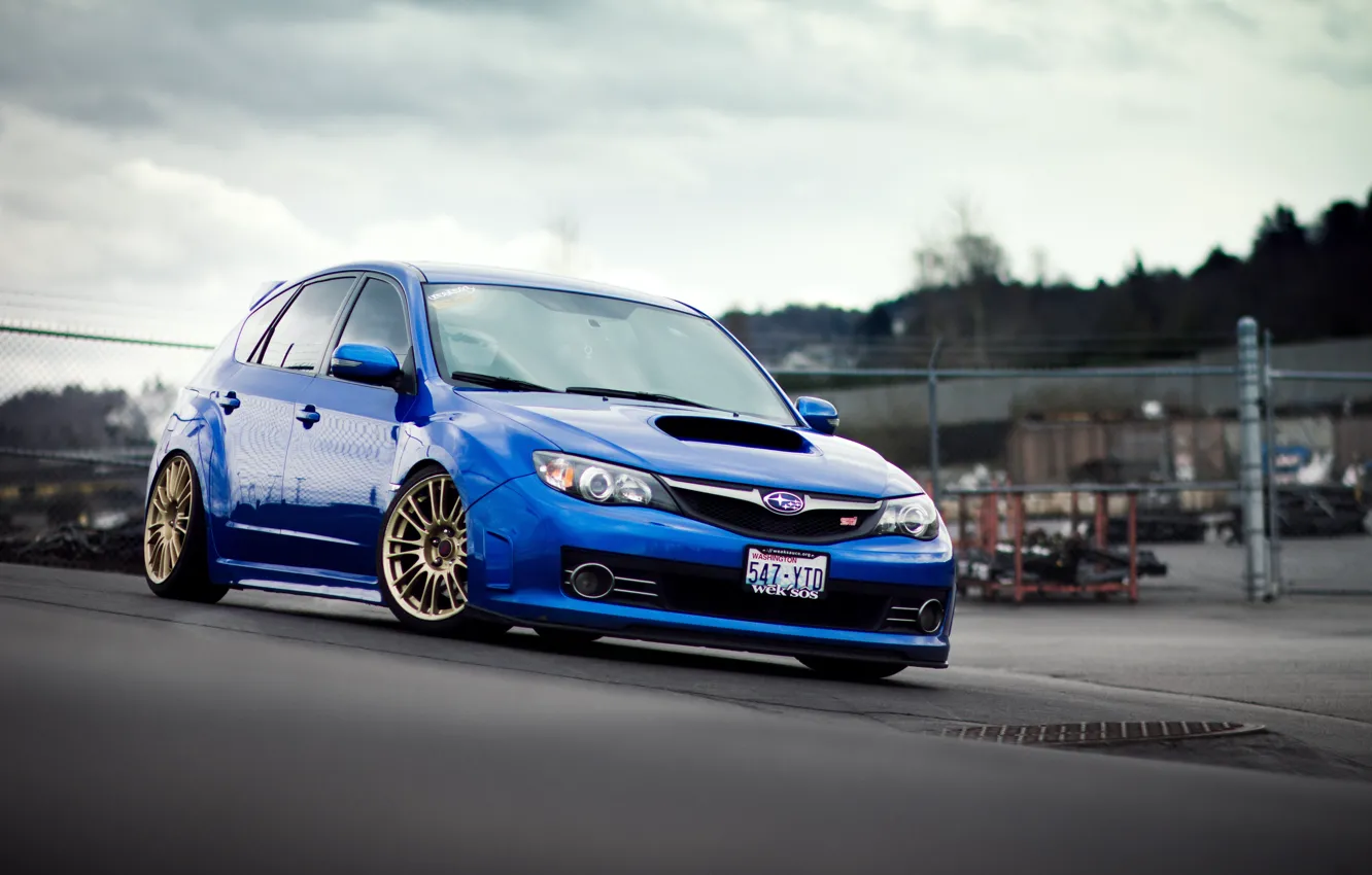 Фото обои Subaru, Impreza, синяя, blue, субару, импреза, крышка люка, STi