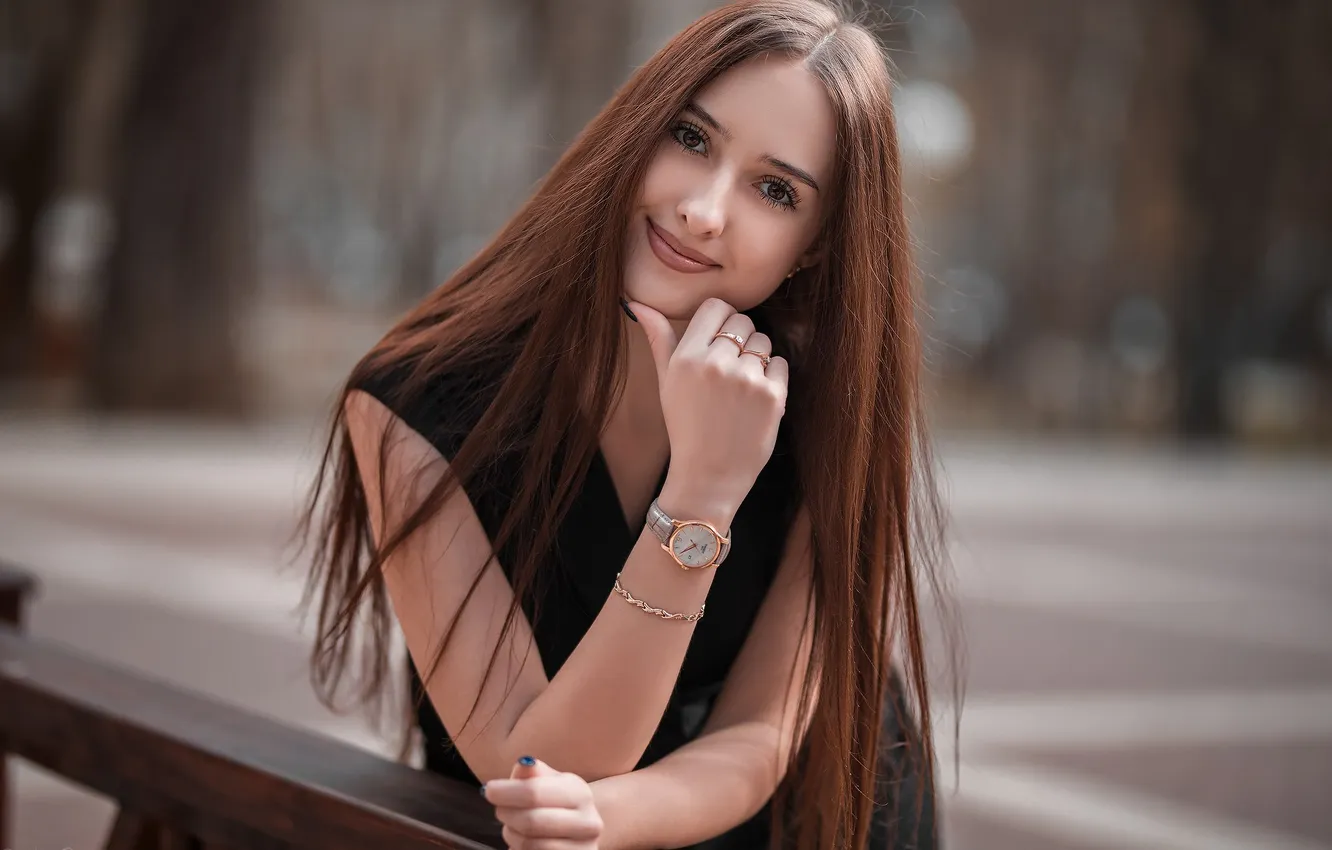 Фото обои девушка, милая, модель, Часы, Улыбка, Обои, Костюм, Портрет