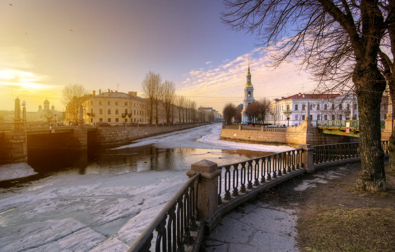 Фото обои лед, небо, мост, река, церковь, Эдуард Гордеев