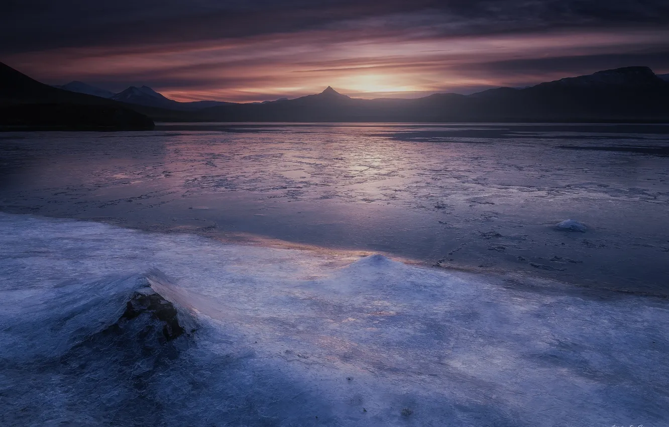 Фото обои зима, солнце, горы, лёд, дымка