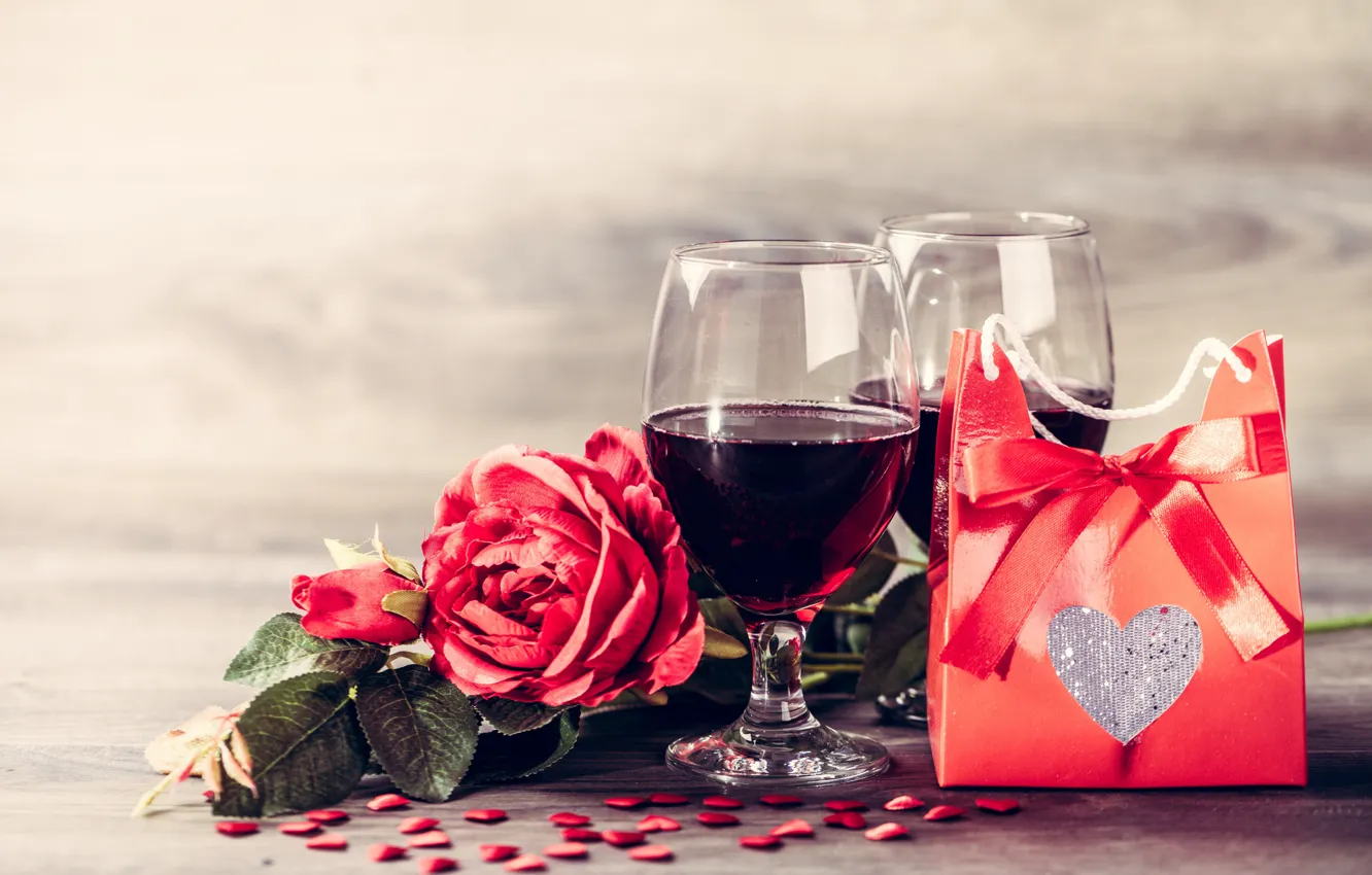 Фото обои подарок, вино, бокалы, red, love, romantic, hearts, valentine's day